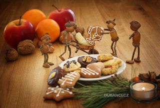 Velká perníčková loupež! A já z toho podezříval děti... The Great Gingerbread Heist! And here I was suspecting the kids...